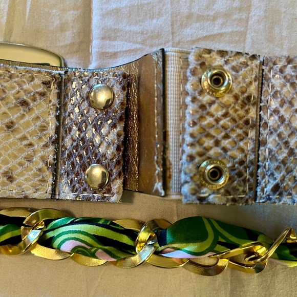 Lot of three belts. Size small. Leather and satin. - Picture 2 of 7